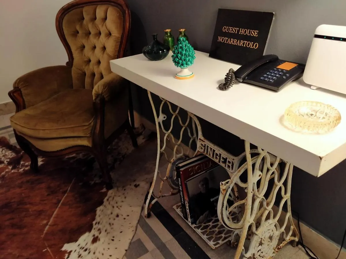 Guest House Notarbartolo 巴勒莫 0*,  意大利